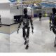 Elon Musk presenta a su nuevo robot ‘Optimus’ y advierte sobre posibles riesgos