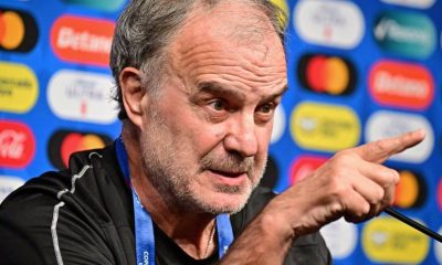 Marcelo Bielsa Arremete Contra la Conmebol: “Plaga y Vergüenza”