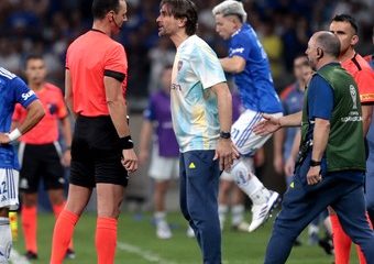 Wilmar Roldán Bajo Fuego: Acusado de "Regalar" Partido en la Copa Sudamericana