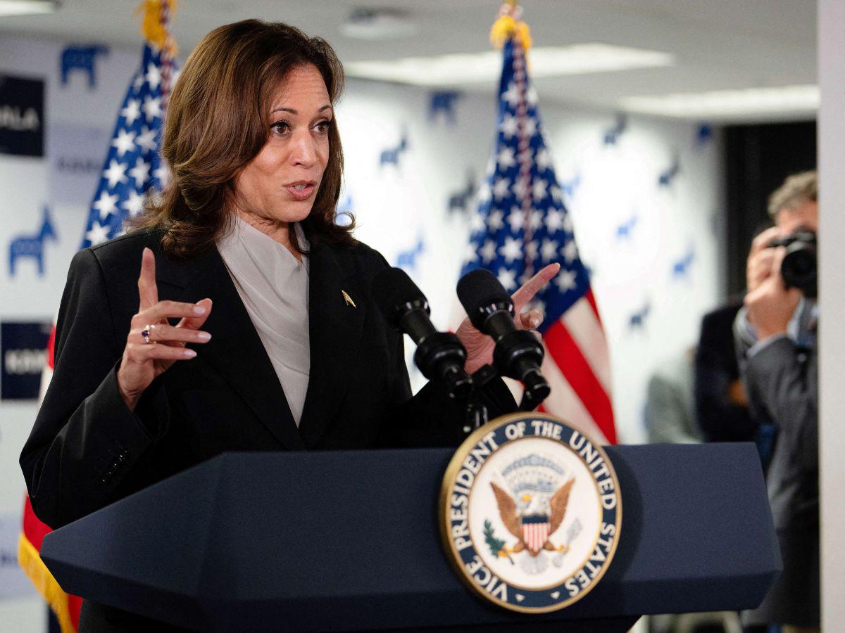 Kamala Harris lidera encuestas clave y supera a Trump en estados decisivos